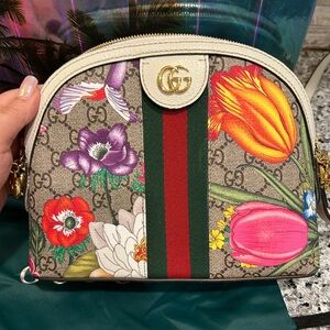 Gucci Cream and Red Crossbody Bag with Floral Design